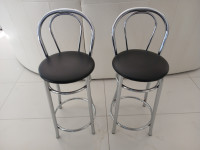Barski stolac 2 komada