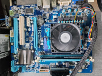 matićna Gigabyte GA-A75M-S2V Athlon A8-3870 FM1 Radeon HD6550D