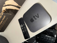 Apple TV starija generacija + daljinski