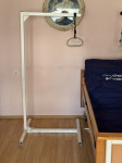 Samostojeći stalak za pomoć pri podizanju pacijenta - 40 €