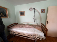 Medicinski krevet + madrac + antidekubitalni madrac
