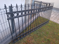 Metalna pocinčana plastificirana crna ograda 222 x 110 cm