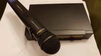 AKG bežični mikrofon,ultra high frequency cij.200€