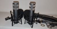 Rode Procaster mikrofoni (2 kom) + shock mount + pretpojačala Fethead