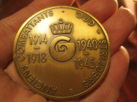 Belgijska ili nizozemska medalja Veterani 1914-1918, 1940-1945, 56.25g