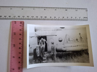 Fotografija stari piloti NOVJ izlaze iz helikoptera Mi-8 VIS X
