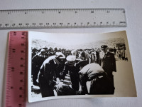 Fotografija stari piloti NOVJ VIS III Polaganje vijenaca