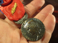Francuska medalja časti rada "Zlatna klasa" 1983., srebro, 16.04 grama