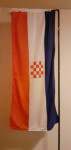 Hrvatska povijesna zastava sa prvim bijelim poljem