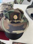 HV ratna vojna kapa ZNG ne korištena nova metalna oznaka