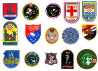 replike vojnih oznaka