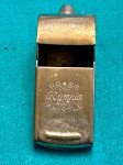 Vintage mjedena zviždaljka Olympia Brass – Made in Japan