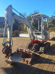 Bager Takeuchi TB016 viličar valjak demper traktor 4x4 utovarivač
