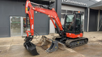KUBOTA U56-5 - 2025 GODINA - 270 RADNIH SATI - 4X KAŠIKE