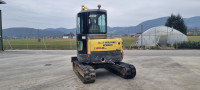 Mini bager NEW HOLLAND E 50 2C