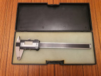 Digitalno pomicno mjerilo 0.01mm  0-150mm