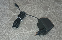 Punjač za staru Nokiu+besplatna dostava