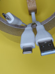 Višenamjenski USB kabel 2-u-1 punjač/sinkronizacijski adapter