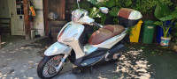 Piaggio Beverly 125 ie,  dijelovi iagregat, 10 tkm!! 2013 god