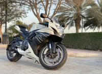 Suzuki GSX-R 600 2011 - mašina s 17300km i ostali dijelovi