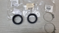 Usisna prirubnica+donja obujmica 2x KTM 990 LC8 05-12  61036044000