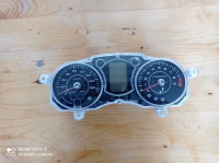 Yamaha x max 2010 - 2014 kilometar sat