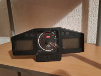 Aprilia tuono 1000 brzinomjer