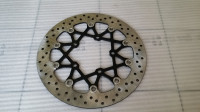 Disk prednji SUZUKI K5 - K8 1000 / K6 - K7 600 - 750