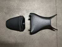 OEM originalno vozačko i suvozačko sjedalo od Yamaha MT 09 2024-2025
