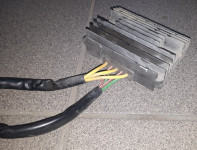 Regler za Piaggio Gilera Derbi Malaguti Vespa Aprilia Scarabeo Peugeot