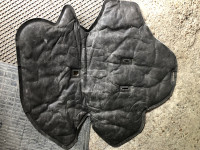 Suzuki gsxr 1000 k7/k8 izolacija ispod rezervara