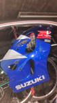 Suzuki Srad 600 dijelovi / desna bočna plastika