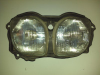 YAMAHA FZR 600R 1995 - yzf750 DIJELOVI, FAROVI, REZERVOAR, PLASTIKE...