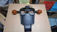 Yamaha R6 2001-02 -- Nosač tablice s žmigavcima i zadnje svijetlo