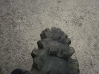 Guma 80/100/ 21 bez poruka i sms 092/329-4313