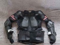 Cross Body armor / štitnik-jakna (S.)
