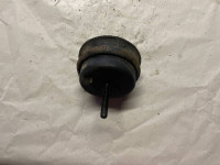 85HF-6038-EA - NOSAČ MOTORA I NOSAČ MJENJAČA FORD SIERRA