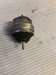 A4 A6 lijevi nosač motora AUDI lijevi 4b0199379