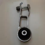 Alfa romeo 147, nosač motora gornji