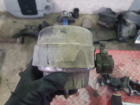 Audi a6 4f nosači motora