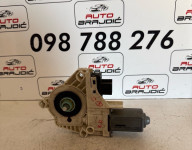 AUDI Q7 ZADNJI DESNI MOTORIC PODIZACA STAKLA 4L0959802B