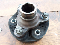 BMW E60 E63 E87 E90 FLANĐA GETRIBE MJENJAČA HARDIJEV GUMA ZGLOB KARDAN