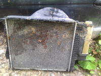 BMW serija 5 E39 - 523i 1998 - hladnjak vode, satovi , ljevi far...