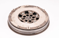 NOVO!DVOMASENI ZAMAŠNJAK ZA OPEL ASTRA H,COMBO,CORSA C,MERIVA 1.7 CDTI