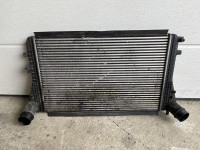 Hladnjak intercoolera vw passat golf 6 B6 B7 CC 1.6 2.0 tdi