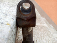 Jeep Cherokee 4.0 prihvat križa kardana