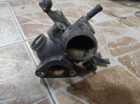 kuciste termostata škoda felicia 1.3mpi