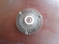 MERCEDES 250D. VISKO VENTILATORA