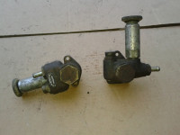 MERCEDES W123 AC PUMPA