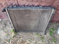 Mercedes w124 250d hladnjak vode